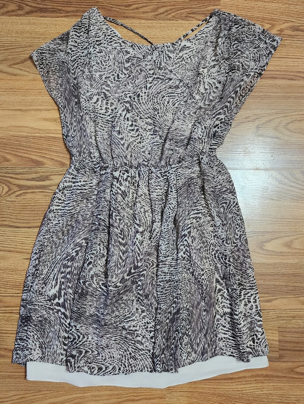 Alice +‎ Olivia Kimber Silk Sheer Animal Print Mini Dress Strappy Open Back Sm